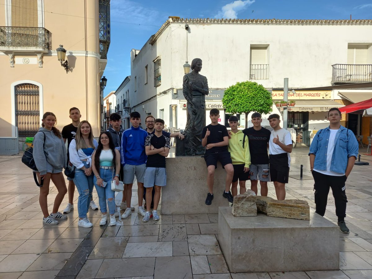 IES San Sebastián tweet media