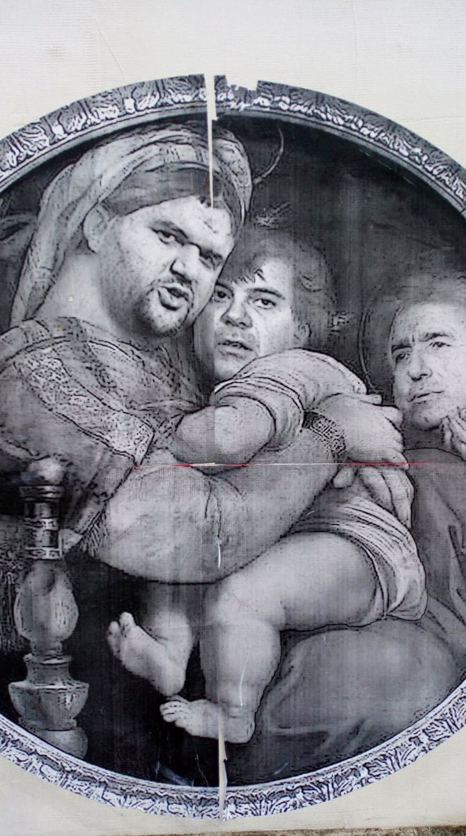 NeliSalo's tweet photo. So-called General prosecutor of #Bulgaria is not a victim of #Mafia. @IvanGeshevPG is the mafia. Even children in 🇧🇬 know that he is "the tool of mafia" Credit: Graffiti in #Sofia, #Geshev in the arms of #Peef, sanctioned under @rvkWashingtonDC, @BoykoBorisov next to his friends https://t.co/zCc8T3iot9