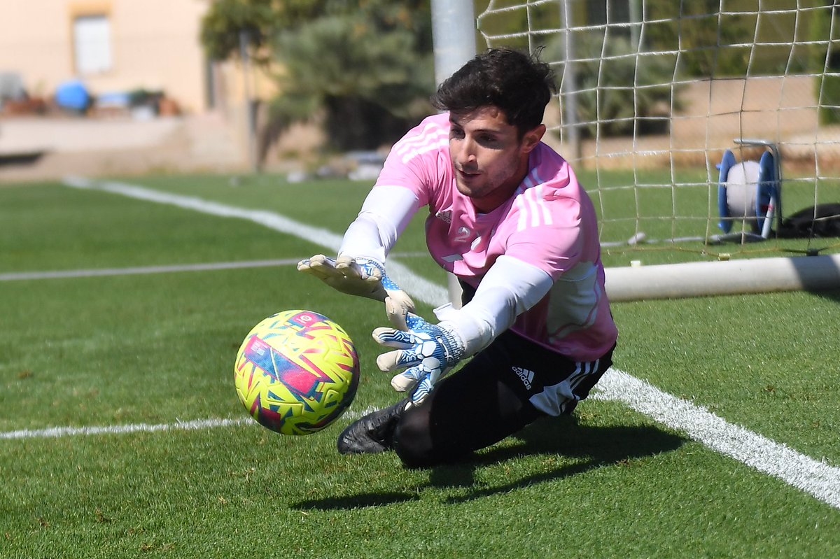 ⚽️🧤 𝓝𝓾𝓮𝓼𝓽𝓻𝓸𝓼 𝓰𝓾𝓪𝓻𝓭𝓲𝓪𝓷𝓮𝓼 🧱

#porterosalbinegros