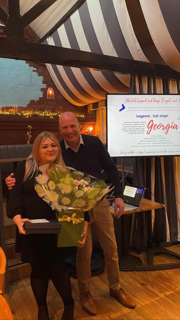 It was our business update at Nuovo Restaurant on Friday night! 🤩 A great night with #teamdbfb and a great chance to celebrate our successes of the year so far. 🥂👏 A big shoutout to our Project Coordinator, Georgia Norton for winning Employee of the Quarter! 🏆