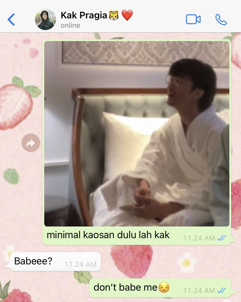 amourdejune's tweet photo. #RaGia minimal kaosan dulu lah
mark lee two tweets au https://t.co/sfB6CrmLiX