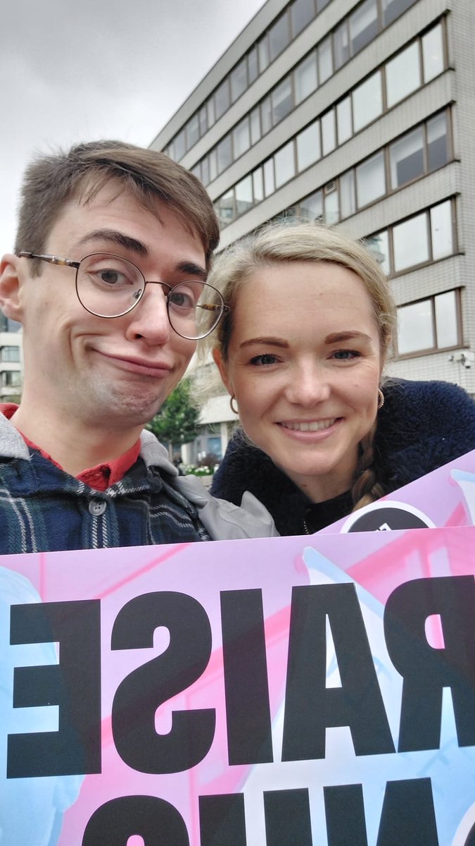 Steph Katiyar (@steph_katiyar) on Twitter photo 📣 Standing with pharmacists on strike: Time for equitable compensation! Rally behind these crucial healthcare heroes who ensure our medication safety within the NHS. 💊👩🔬 Joined by <a href="/jamesCgreen93/">James C Green</a> <a href="/GSTT_Pharmacy/">GSTT_Pharmacy</a> <a href="/unitetheunion/">Unite the union: join a union</a>
#clapsdontpaybills #strikes #equalpayforpharmacists 📣 Standing with pharmacists on strike: Time for equitable compensation! Rally behind these crucial healthcare heroes who ensure our medication safety within the NHS. 💊👩🔬 Joined by <a href="/jamesCgreen93/">James C Green</a> <a href="/GSTT_Pharmacy/">GSTT_Pharmacy</a> <a href="/unitetheunion/">Unite the union: join a union</a>
#clapsdontpaybills #strikes #equalpayforpharmacists