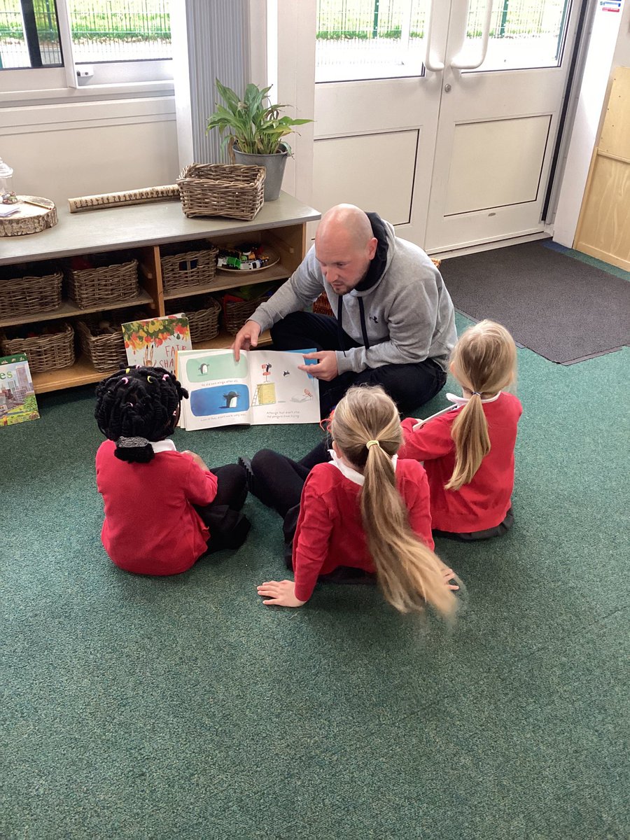 Albany Infant and Nursery School tweet media