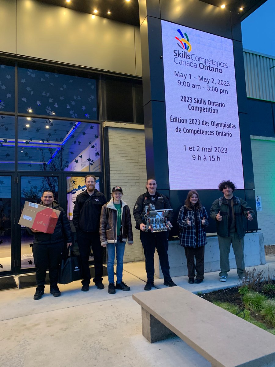 MTwcdsb's tweet photo. We’ve safely arrived! Looking forward to meeting new challenges and new people today! https://t.co/Ir4q1EYvOp