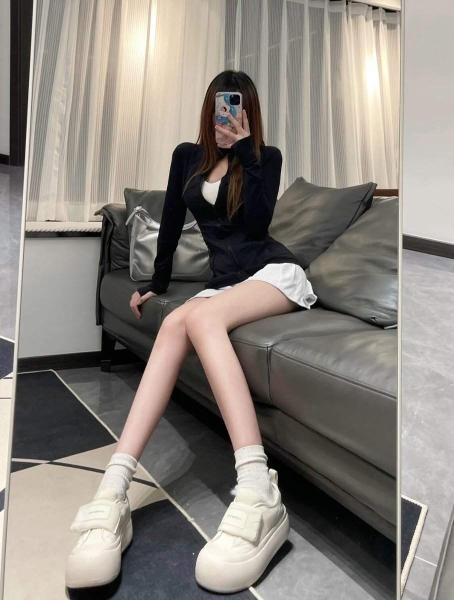 youya552's tweet photo. 得不到的欲望
逐步累积到一定时候
就需要有出口去宣泄喷薄
我想干人了
用穿戴狠狠插的干法
最好能听到噗嗤的声音
非常想要
#同城线下  #四爱女攻男受 #反差少妇 https://t.co/5PrFOPXkmO