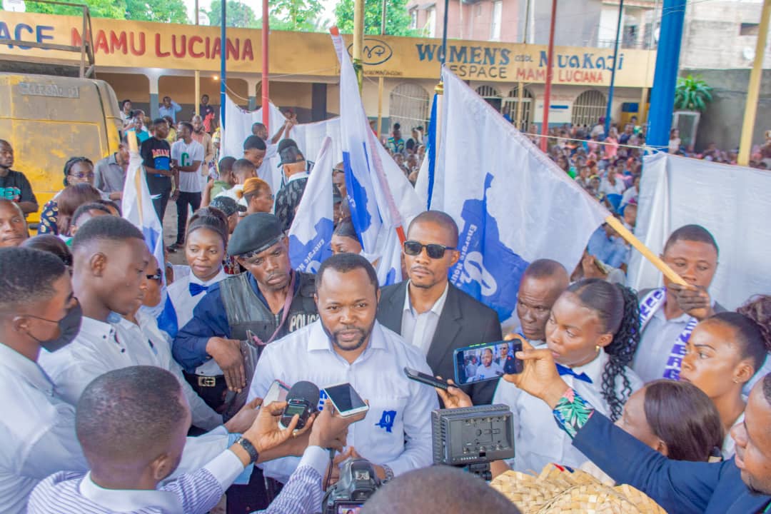 LabundaJespere's tweet photo. A MASINA, le mot d'ordre a été suivi. Le Candidat  à la Prés. de 2023, Junior Monsese NGOYA ratisse large et met d'accord cette population affamée et détruite par les mensonges des dirigeants sans scrupules. Énergie Nouvelle, Les aigles sont en attaque.@central_sage 
@Evebazaiba https://t.co/sznpzJUkHs