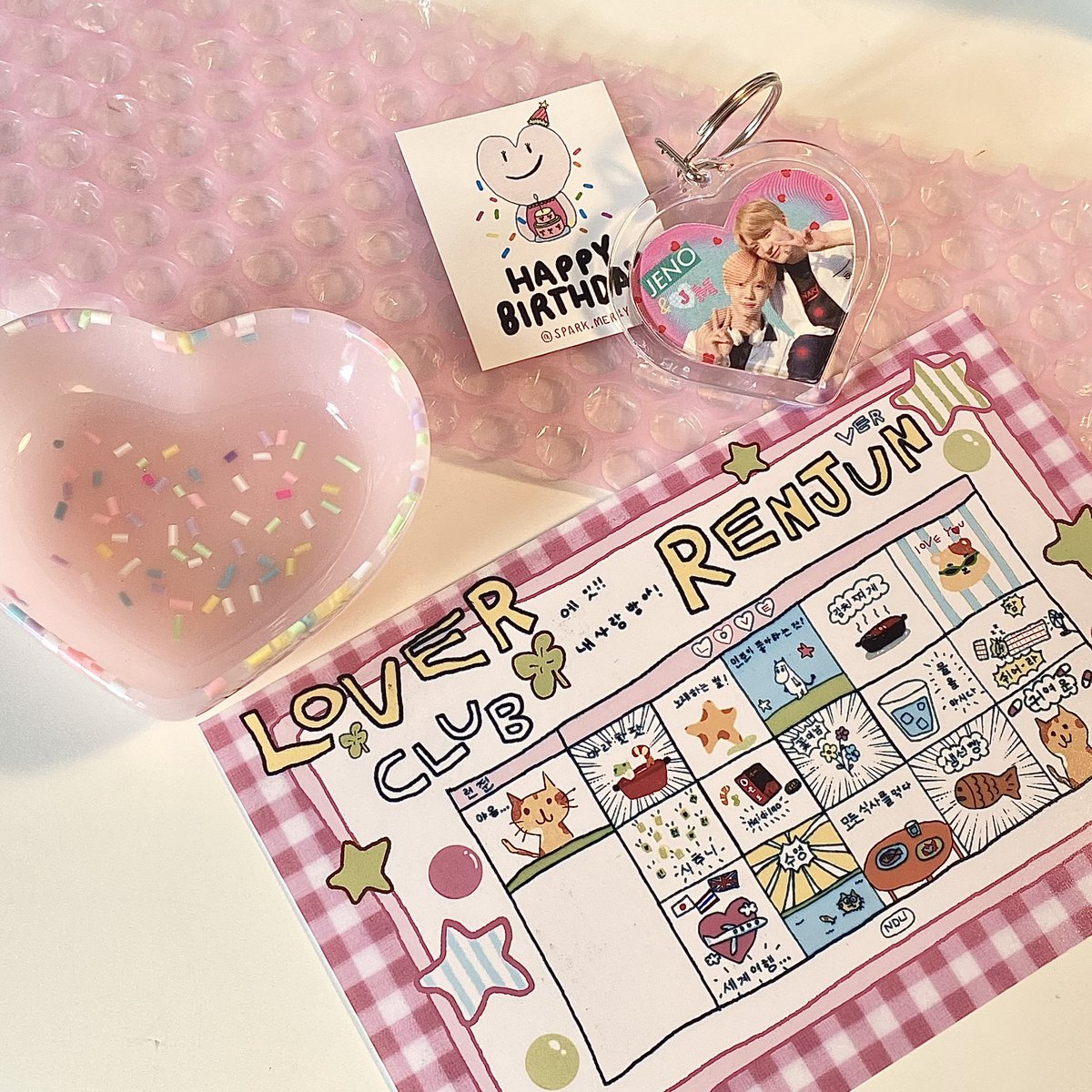 7perzen's tweet photo. Today’s pink 💬🌸🍮💗⭐️🍒💘 https://t.co/6dpqTnIm9K