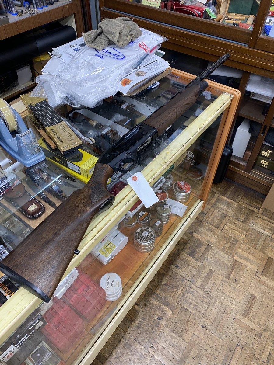kkkeenn's tweet photo. 初めての銃砲店でテンション上がりまくり‼️ https://t.co/6jMMFc6DbU