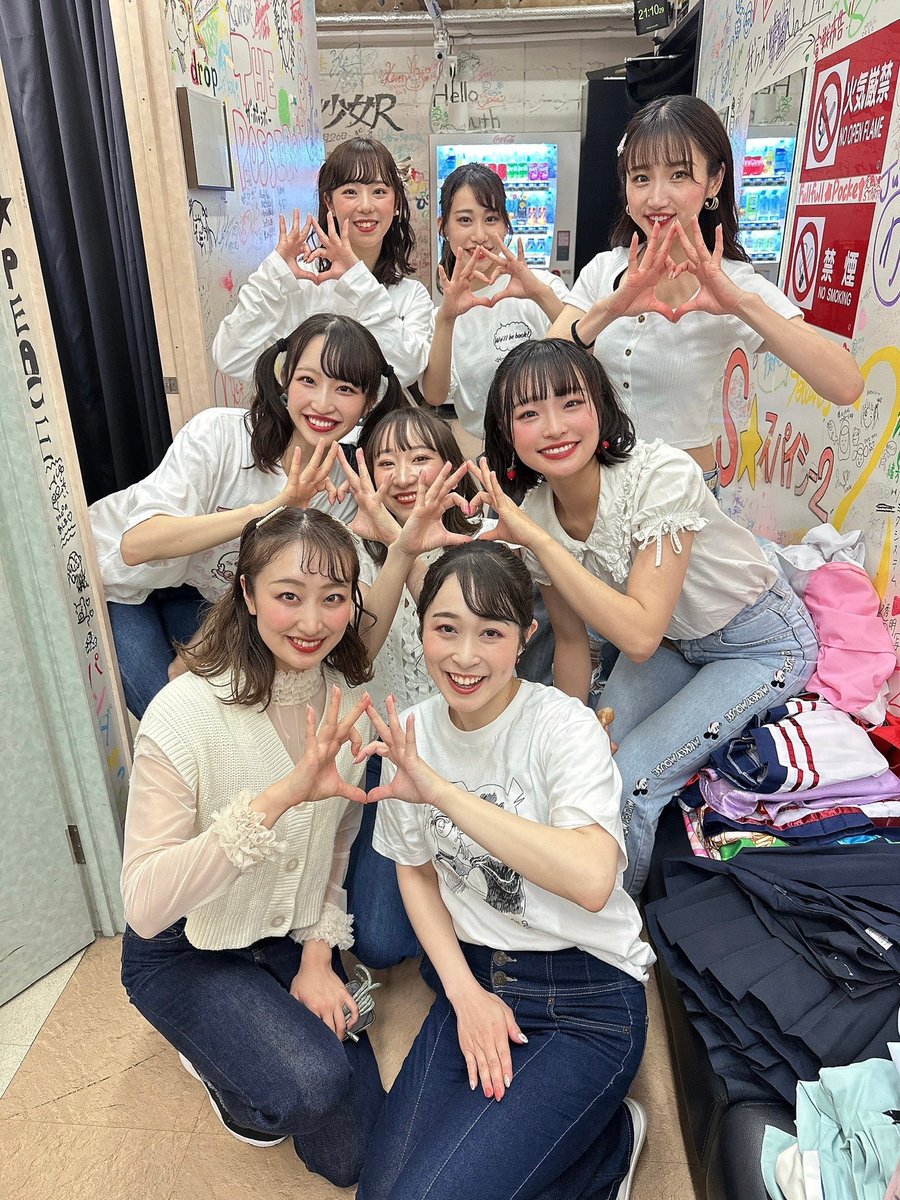 無事卒業しました☺️🤍
あっという間の2年間！
毎週の様にみんなに会えて一緒に踊れて、本当に楽しかった😆💖
ありがとうございました🫶