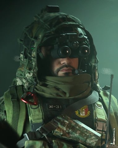 kyoykyokyokyo's tweet image. He’d look so good 😩😩😩 #chuy #chuymw2 #mw2