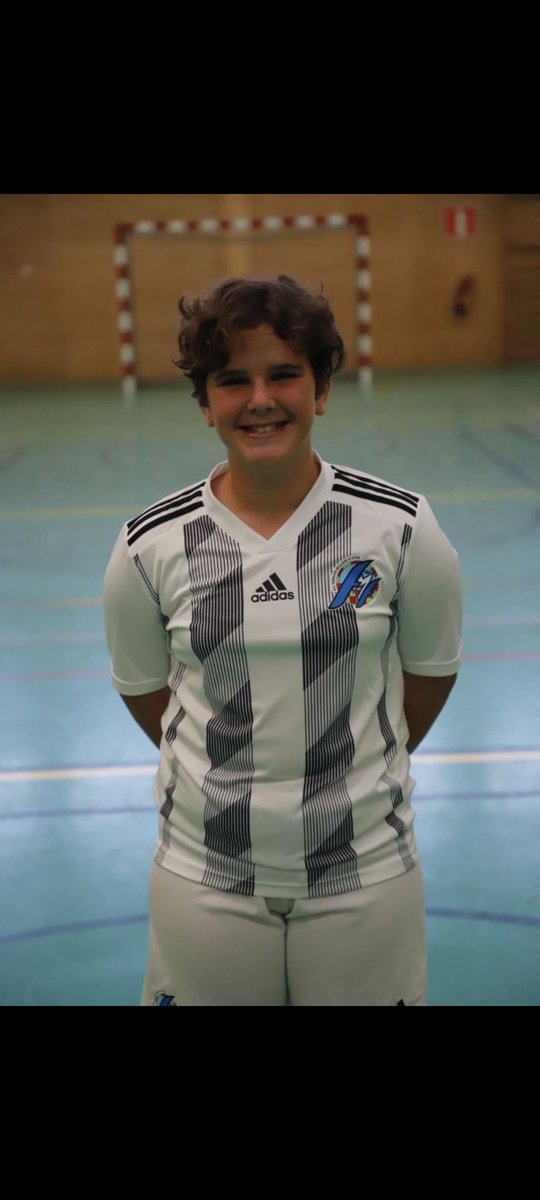 ESCUELA DE PORTEROS EL GUARDIAN tweet media