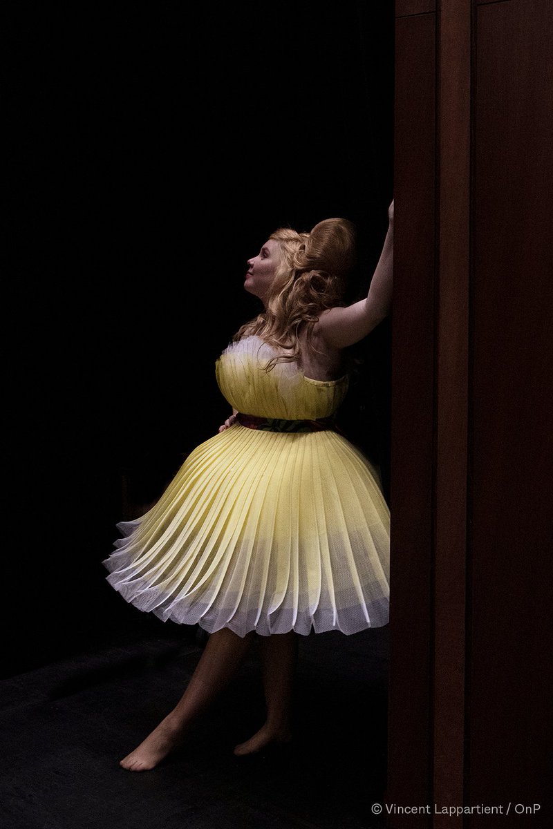 operadeparis's tweet photo. #LaScalaDiSeta #AcadémieOnP
Une farsa comica de Rossini mise en scène par Pascal Neyron et dirigée par Elizabeth Askren au @theatreathenee jusqu'au 06 mai, avec les artistes de l'Académie.
https://t.co/hnJDUN8bTt https://t.co/gPMGREfZ8B