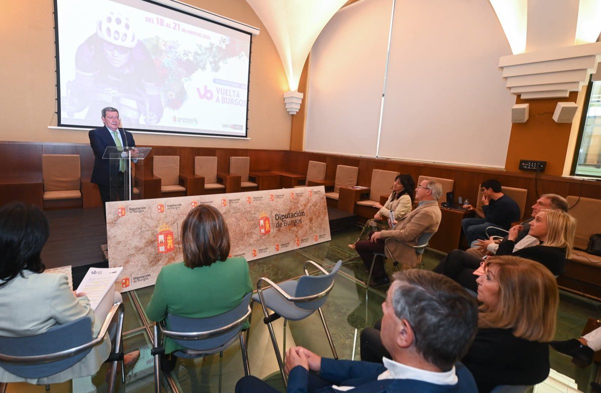 VIII Vuelta a Burgos Femenina 💜 
🤩 Toda una provincia por descubrir 
🗓️ Del 18 al 21 de mayo

ℹ️vueltaburgos.com/feminas/presen…

#UCIWWT <a href="/UCI_WWT/">UCI_WWT</a> 
#ProvinciadeBurgos #VueltaBurgos