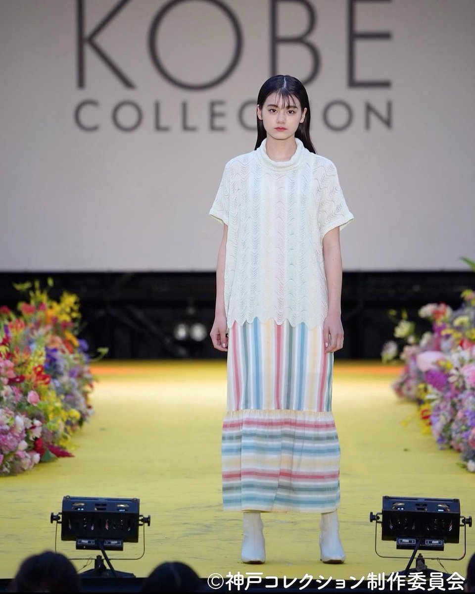 mariakadekaru's tweet photo. KOBE COLLECTION 2023
♢ BRAND:#resyuryu @resyuryu_official
From 若手デザイナー支援コンソーシアム
♢ MODEL : #嘉手苅真愛 @mariakadekaru
#神戸コレクション #神コレ #ファッション #神戸 #kobecollection #kobe #fashion #ootd #maria #model #ootdfashion
https://t.co/OpaPglB6o6 https://t.co/Fegzg2FuId