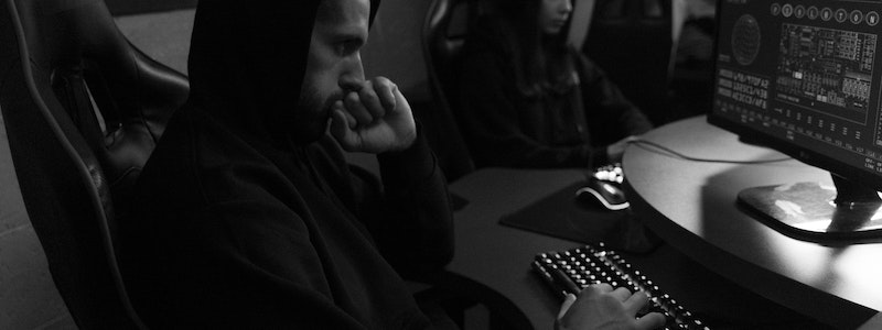 CyberIntelMag's tweet image. New Post: Hackers Attack Ukrainian Government With Phony “Windows Update” Guides - cyberintelmag.com/attacks-data-b…