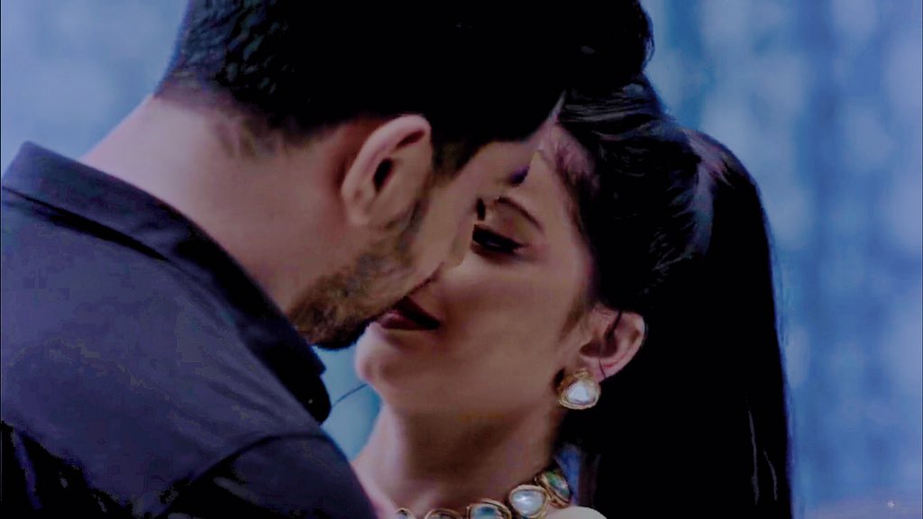 IMShrenuPrinces's tweet photo. @softie_zainu11 Remember them and that fire they used to set the screen on π₯
We deserve to see them again on screen
#ShrenuParikh #ZainImam #ShreZain https://t.co/Of5cE9Ww8D