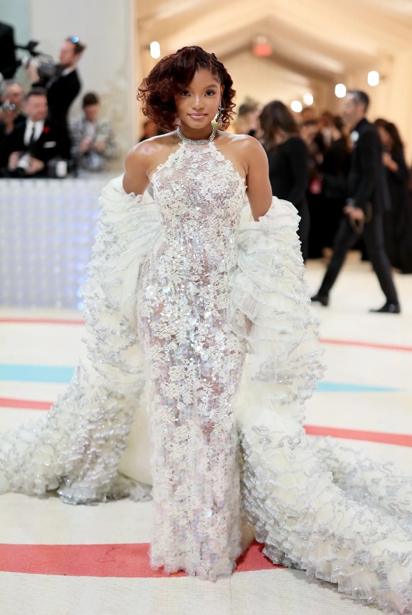 richskxn's tweet photo. Some of the #MetGala faves! Theme: Karl Lagerfeld https://t.co/qZwPDOPFsA