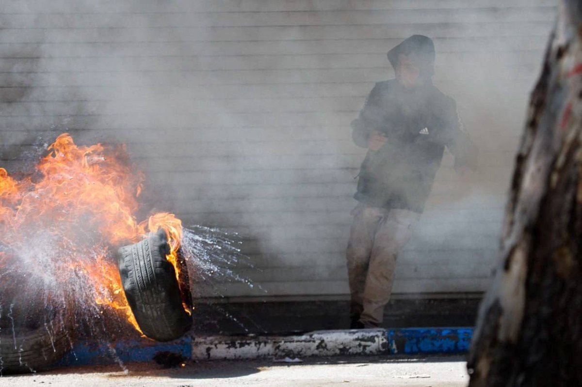 L'Accent tweet media