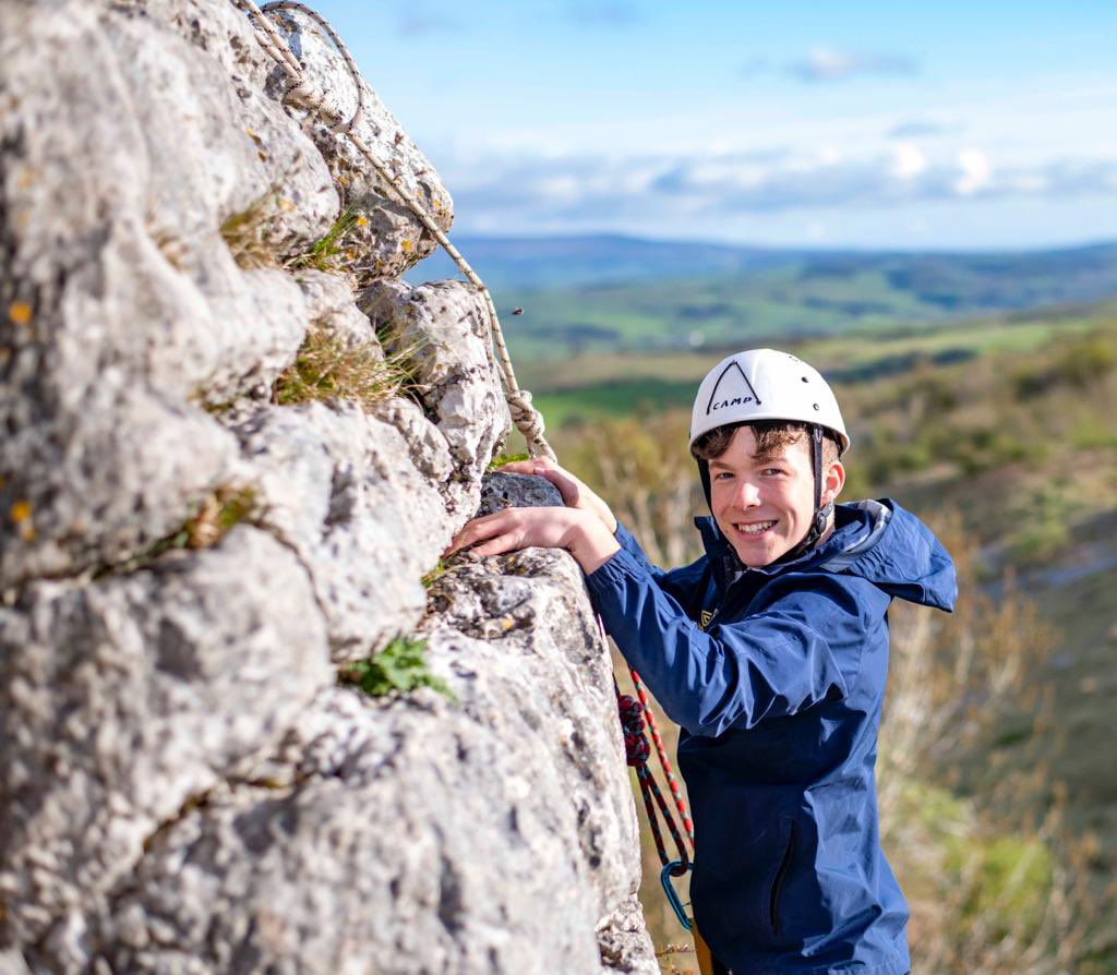 Perfect Post-exam Pastime: sunny cragging with Y10 <a href="/WinderHouse/">Winder House</a> and <a href="/Evans_Sedbergh/">Evans House</a> ‘sending’ in style…🧗☀️🌼