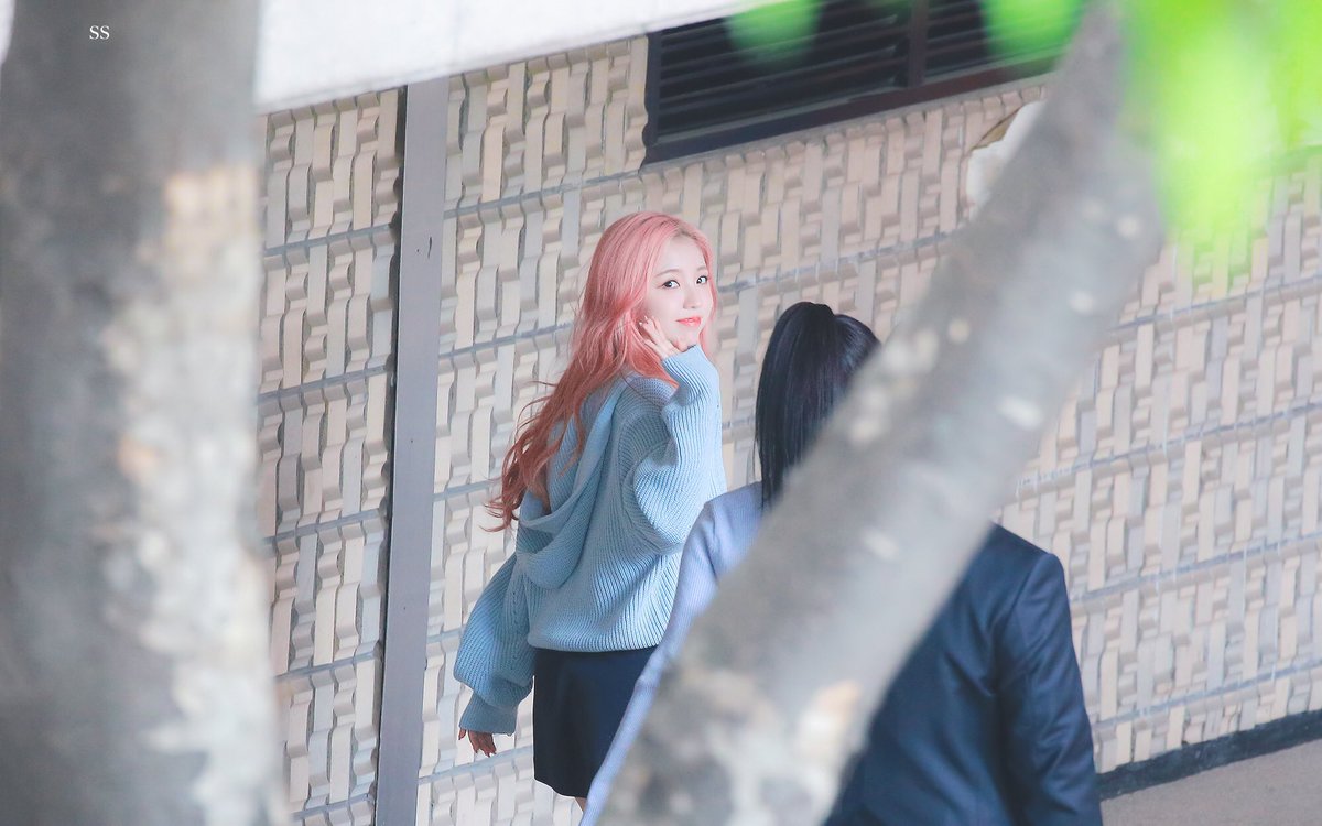 230428 

수많은 사람들 중 너만 보이더라

#yeseo #예서 #Kep1er #케플러