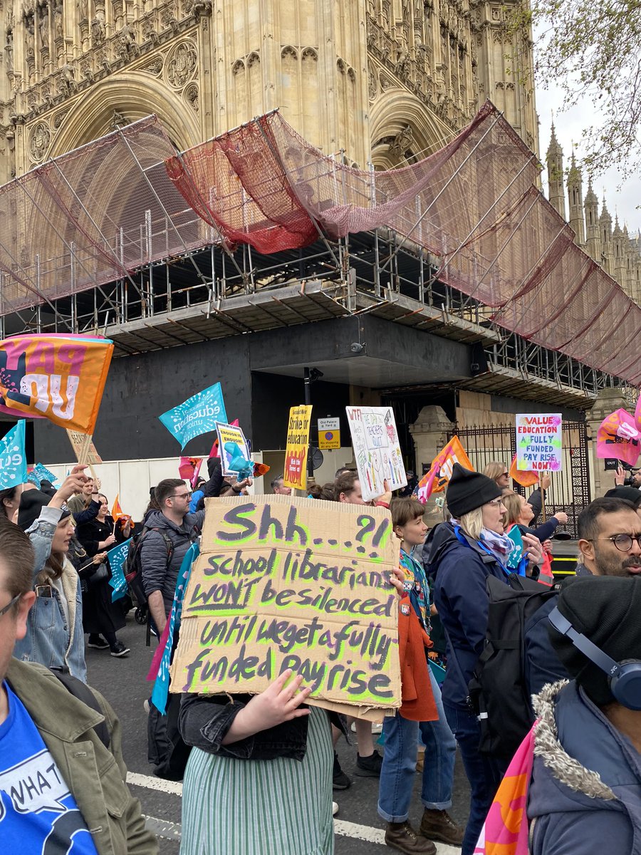 National Education Union (@neunion) on Twitter photo We are striking to save the future of our education system!
It’s time for <a href="/GillianKeegan/">Gillian Keegan</a> to #PayUp! We are striking to save the future of our education system!
It’s time for <a href="/GillianKeegan/">Gillian Keegan</a> to #PayUp!