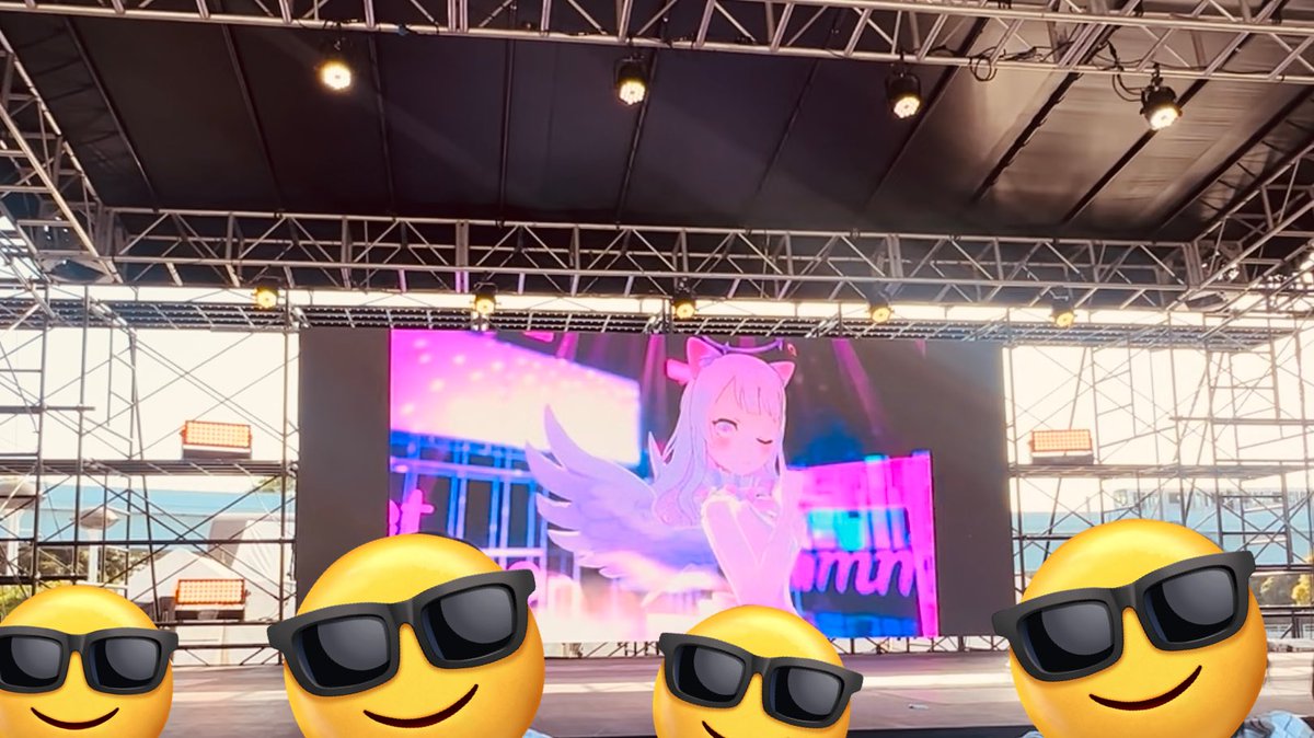 februarius211's tweet photo. Sweet Numberはステージ映えする✨今回はMV解説みたいなイベントだったけどまたライブで聴きたい🍎ノノルさん声かわいかった
#肉フェス #VTuberDAY
#VTuberMusicVideo https://t.co/IAL1zfgKMe