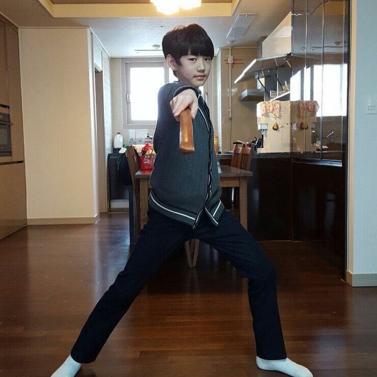 prodshn's tweet photo. reminds me of these pictures 😭 https://t.co/i6V2YORctj