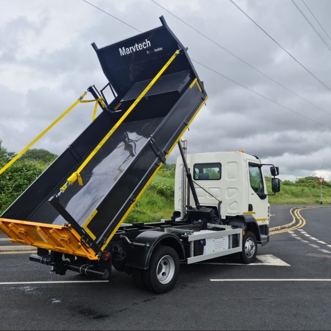 Harsh Front End Tipping gears are a versatile, efficient and practical general-purpose tipping system which fits onto almost and truck chassis.

#Tipping #Harsh #Ram