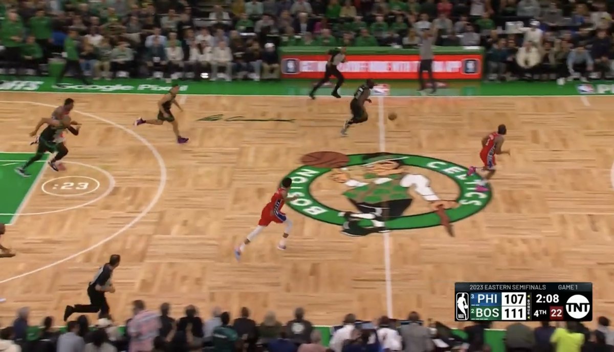 I immediately became uneasy when Jaylen Brown slowed this down instead of attacking…frustrating finish and lots of question marks for Celtics late game offense.