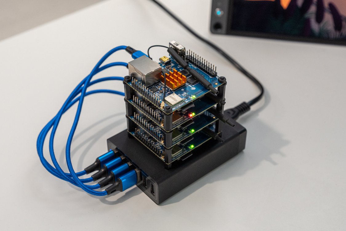 alejandro_du's tweet image. An Orange Pi Zero2 cluster running a 4-node replicated @MariaDB database with:
✅ 1 x #MariaDB primary server
✅ 2 x #MariaDB replicas
✅ 1 x #MaxScale database proxy

Running on:
✅ #OrangePi Zero2 (@orangepixunlong)
✅ #Armbian operating system (@armbian) 
✅ #Docker Swarm…