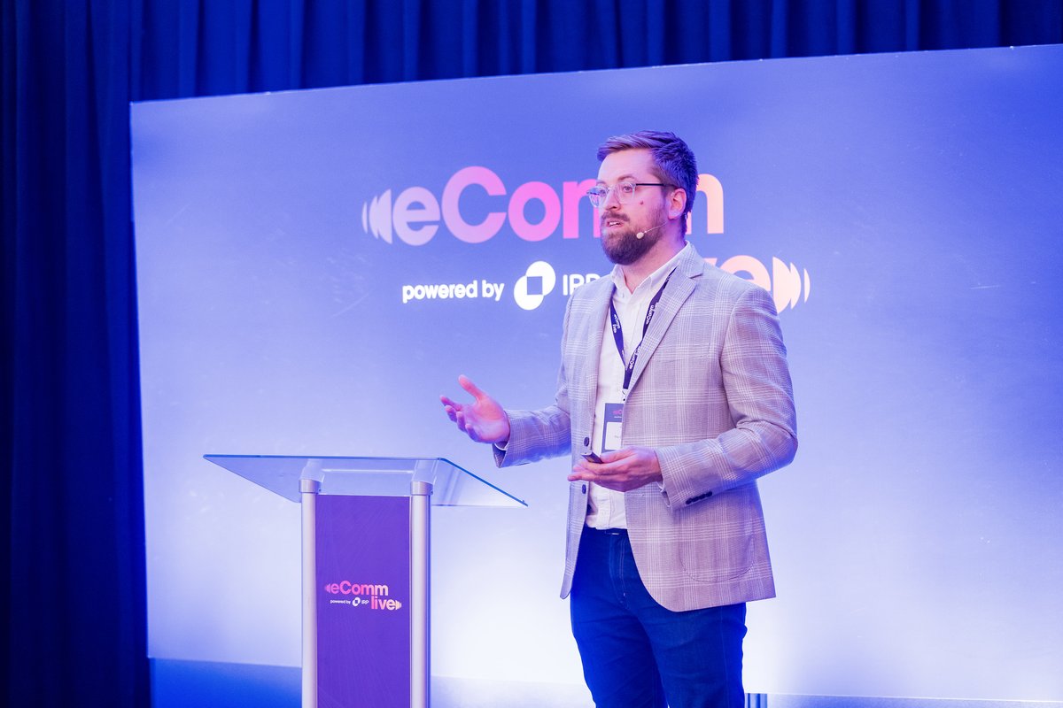 eComm_Live's tweet photo. Thank you to @jasonriahi from @thewebbureau for sharing his valuable insights on tackling cart abandonment at eComm Live in Belfast last Thursday. 🛒

Did you catch Jason’s talk? Let us know your key takeaway in the replies! ⬇️
 
#eCommLive #eCommerce #CartAbandonment https://t.co/Y6kwLejV5Q