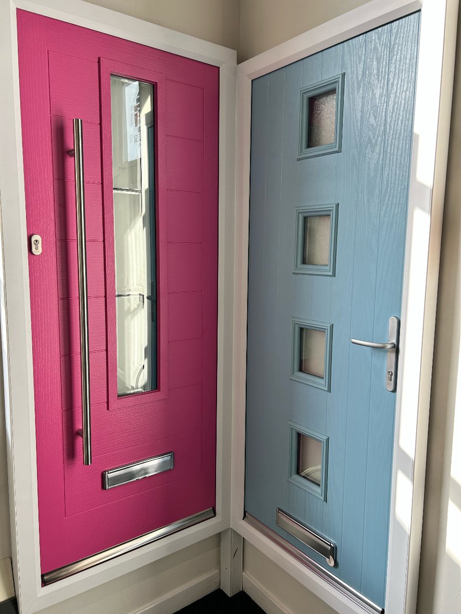 Looking for some inspiration? Our factory showroom has a great selection of life-size conservatories and door examples. Choose from a vast range of colour and finish samples. See the quality for yourself and pick the options that suit you.