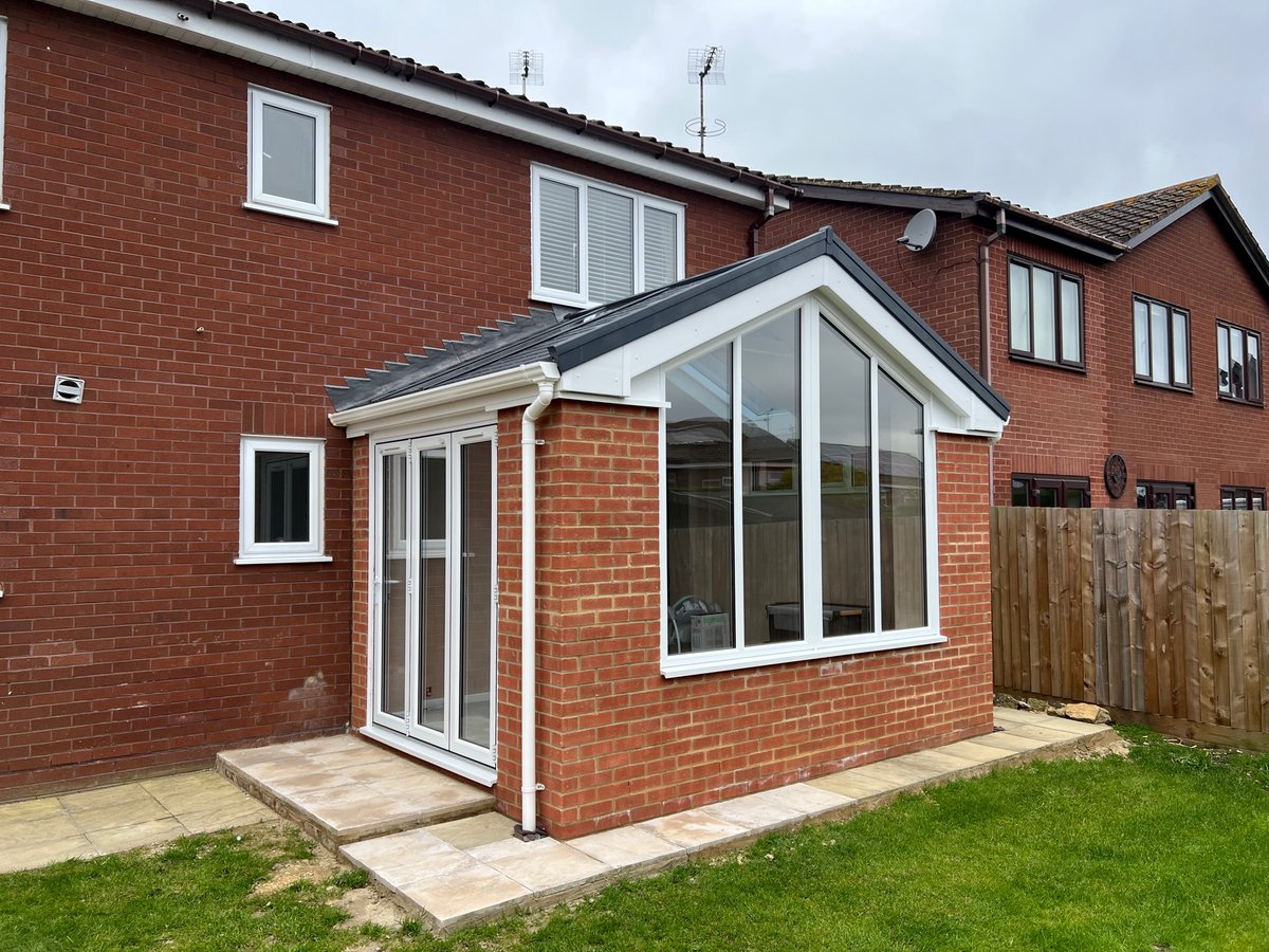 CustomGlaze's tweet photo. Great addition to the property of a growing family, adding style and space, with this open plan extension of in MK17. The gable front and roof glass ensure the original room is bathed in light.
For a free design and quote for your extension call Custom Glaze now on 01908650140. https://t.co/bjvJg3OoAB