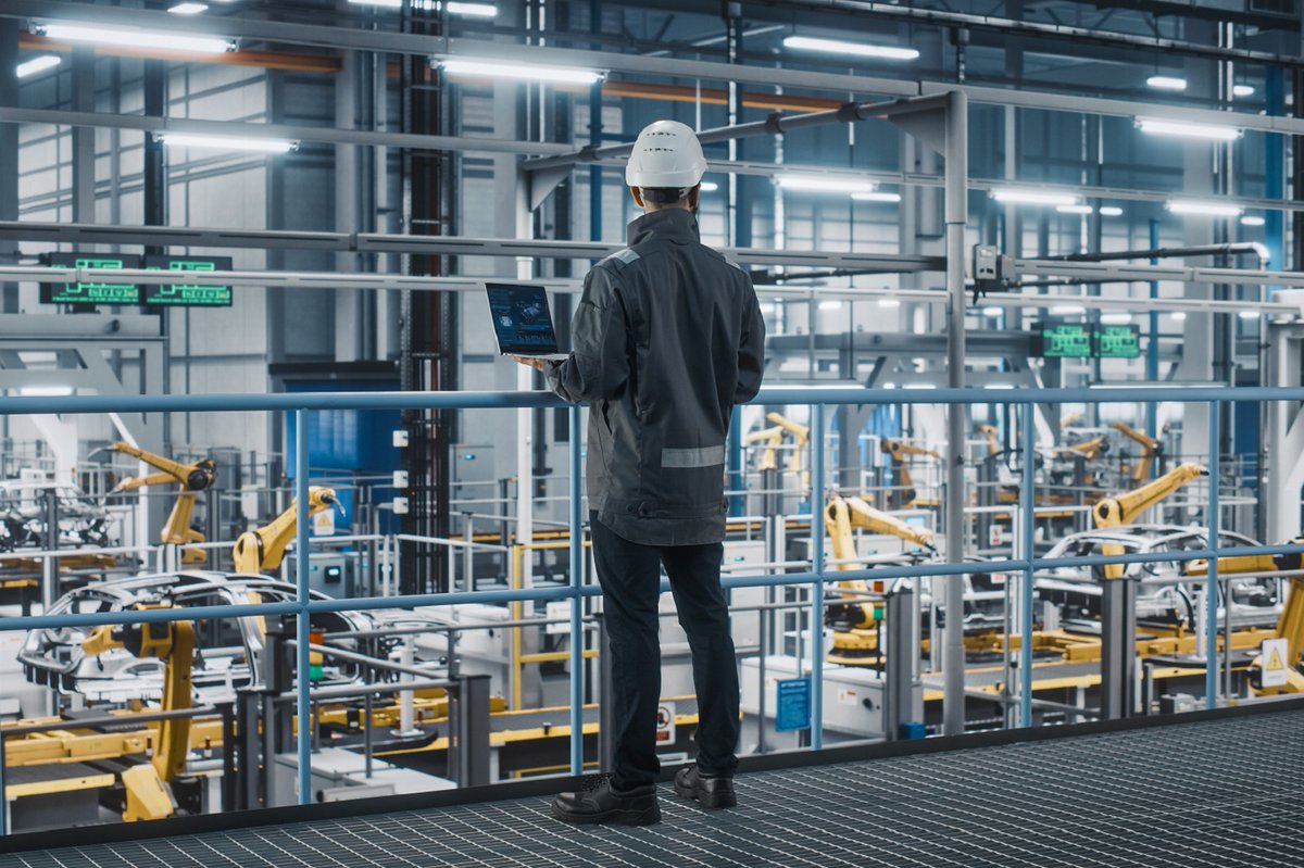 A global car manufacturer with 130 sites and 6,000 contact centre users, all using a mixture of disconnected technologies. 

They needed one service, one platform and end-to-end visibility. With Aura, 100s of hours managing vendors was saved: bit.ly/41QOCKJ #WeAreAura 🚗