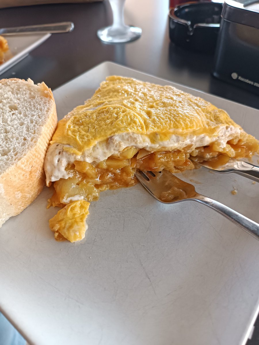 No hace falta que ponga nada.