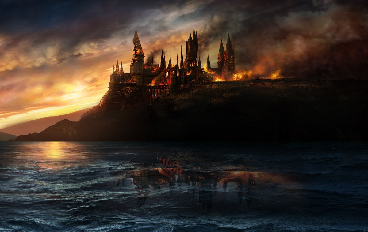 Hogwartssite's tweet photo. Hoy se cumplen 25 años de la Batalla de Hogwarts del 2 de mayo de 1998. Varitas al cielo⚡ https://t.co/BkPAE8Q21l