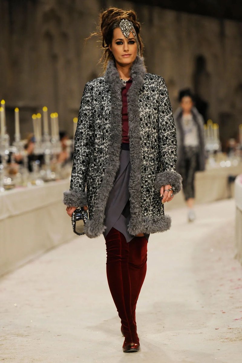 bestdressedafg's tweet photo. And yes, even #KarlLagerfeld was inspired by #Afghanistan! Check out these Afghan coats from #Chanel’s Paris-Bombay collection (pre-fall 2012) that he designed. #MetGala #MetGala2023 #TheMet #AfghanCoat #AfghanCoats #AfghanFashion https://t.co/a5NXYjF8Ig