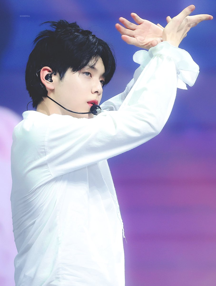 SOOBINYA1205's tweet photo. 230325
#수빈 #SOOBIN #TXT https://t.co/CxHE94NneF