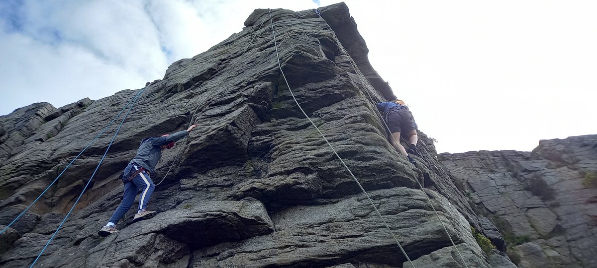 PSmarpleSFC's tweet photo. Today's classroom for Marple UPS students. First activity of the day climbing at Windgather https://t.co/b1d6LHAu9S