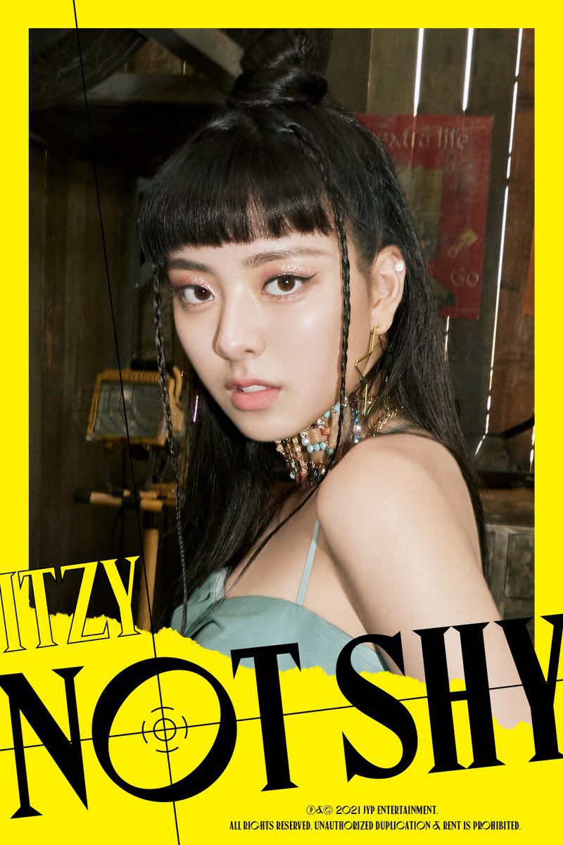 midnightent12's tweet photo. ᅠ
ᅠ
                                  COMEBACK !

                                            Itzy
                                     “Not Shy”
                                    Out 07/05

                         Yuna concept photos
ᅠ
ᅠ https://t.co/fQII2z9goh