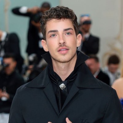 #NewProfilePic
🦥 มาอัพเดทความหล่อ