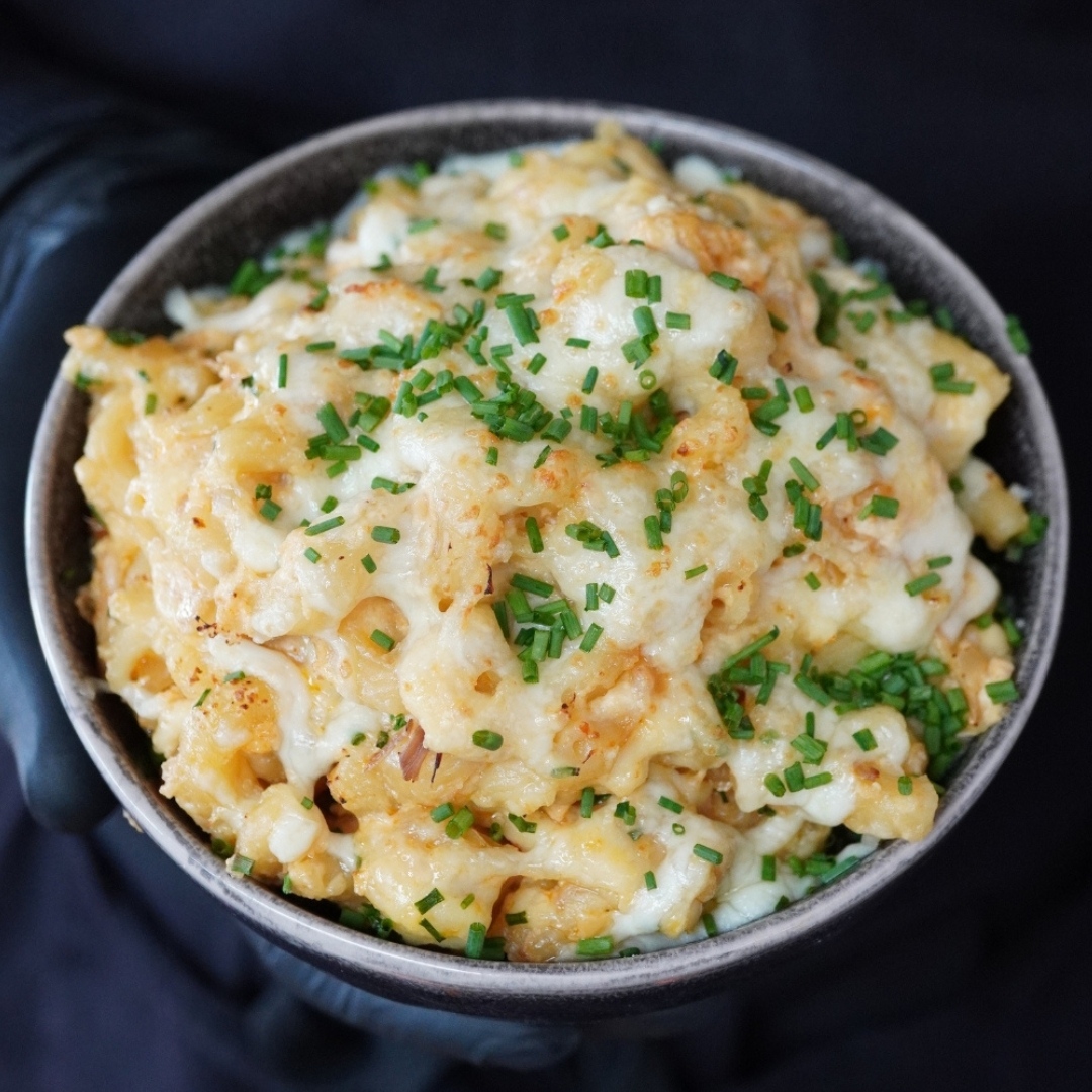 plate__up's tweet photo. Long weekend alert 🎉  

If you are celebrating the King’s Coronation or you are spending it with family and friends we have some great crowd-pleasing recipes that will go down a treat 😋

Head to our link in bio for the full recipes and get your ingredients delivered! https://t.co/PURkk6qXE4