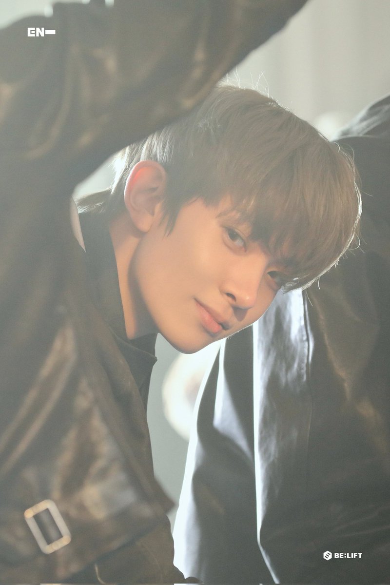 by_seung's tweet photo. ENHYPEN 
<DARK BLOOD> Concept Trailer
Photo Sketch📸 #희승 #HEESEUNG 1) https://t.co/6tSj7QaMeb