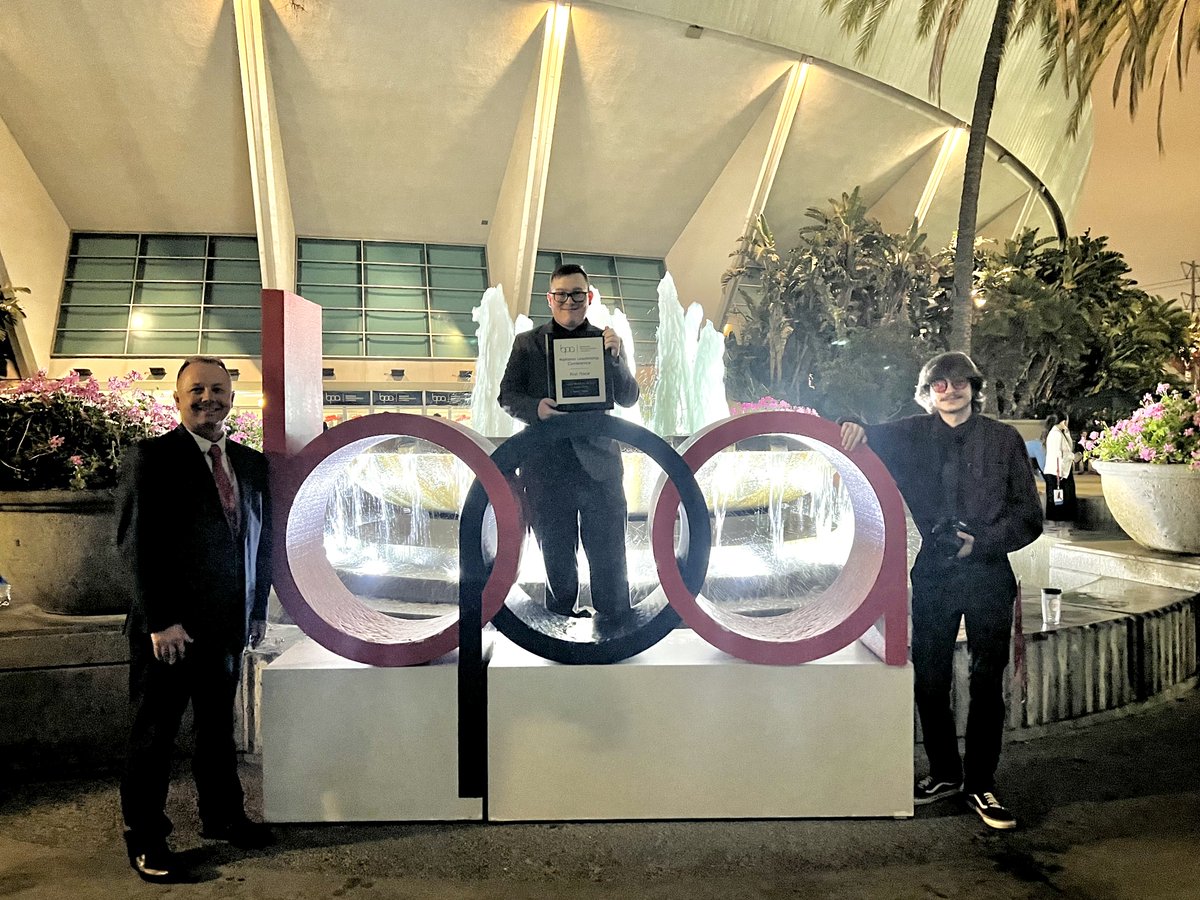 𝗖𝗼𝗻𝗴𝗿𝗮𝘁𝘂𝗹𝗮𝘁𝗶𝗼𝗻𝘀 to Jeramiah Green, #PryorCampus Visual Communications student, who is the BPA Digital Media Production National Champion! 🥇His video was based on a local landmark, the Blue Whale of Catoosa. Great job 👏