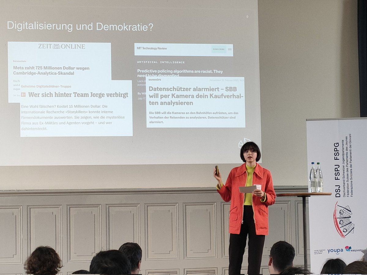 dsj_fspj_fspg's tweet photo. Weiter geht’s mit der #Keynote von @jeannsch vom @DezentrumCH 🗣️ Sie stellt fest: «Wir brauchen mehr Demokratie in der Digitalisierung.» #civictechCH https://t.co/jb1LSP93Bl