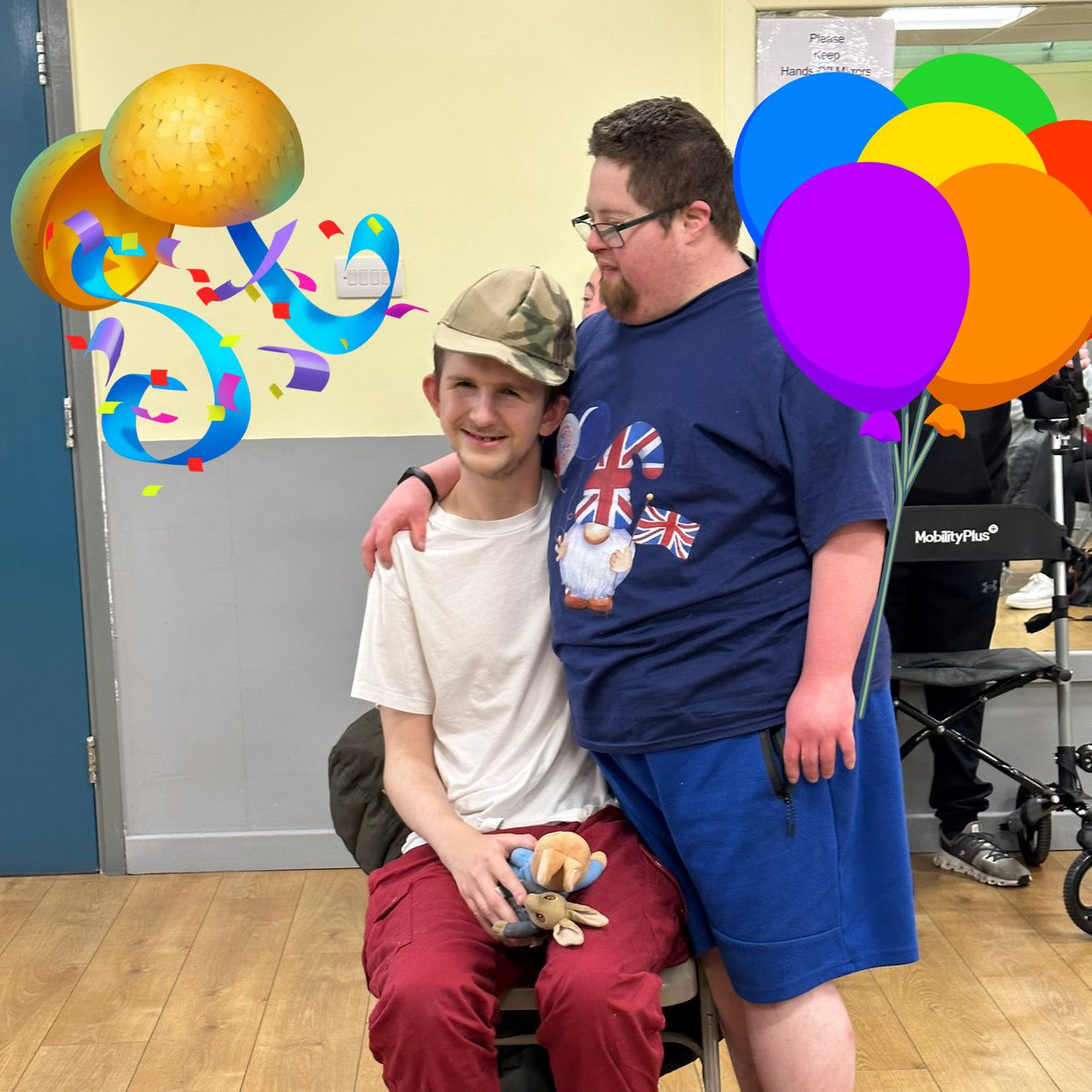Wishing a massive happy birthday to our wonderful Aaron. We hope you have a wonderful day. 🥳 🎂