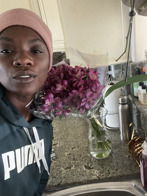 2 pic. Thank you @mayafarrellreal for my flowers ? I promise I’ll stay out of the hospital for a while