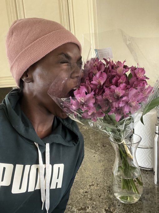 1 pic. Thank you @mayafarrellreal for my flowers ? I promise I’ll stay out of the hospital for a while