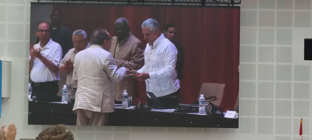 Comisión 1 en Encuentro Internacional de Solidaridad con Cuba en el Palacio de Convenciones de La Habana #Cuba.
#SolidaridadVsBloqueo
#ALaPatriaManosYCorazón