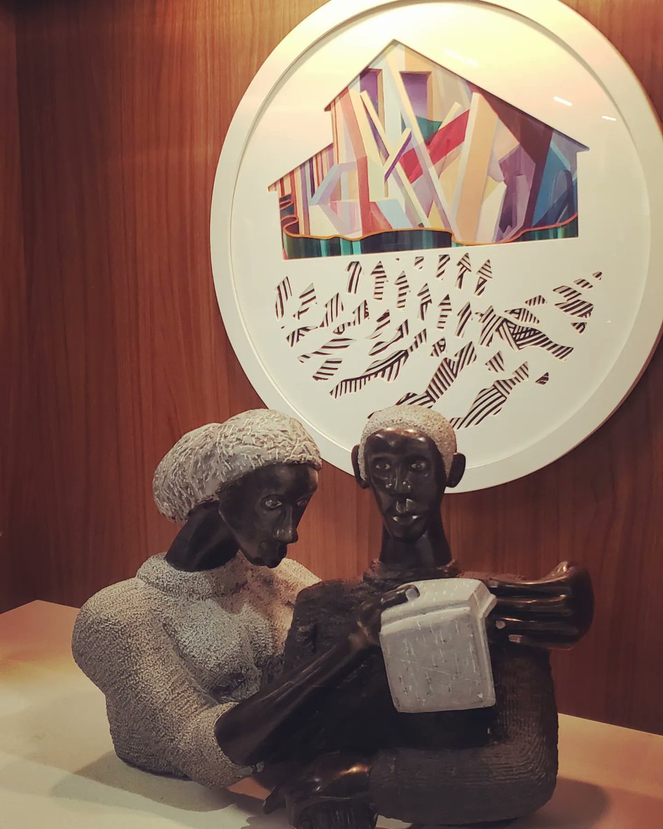 IamEbonyWebb's tweet photo. A Day Memphis Library โ๐ท๐ ๐ผ ๐ทโ
#MemphisLibrary #CossittLibrary #DowntownMemphis #Writing #Reading #Creativity #Art #Books #Cafe #DoubleDigits85 https://t.co/t6esWha70B